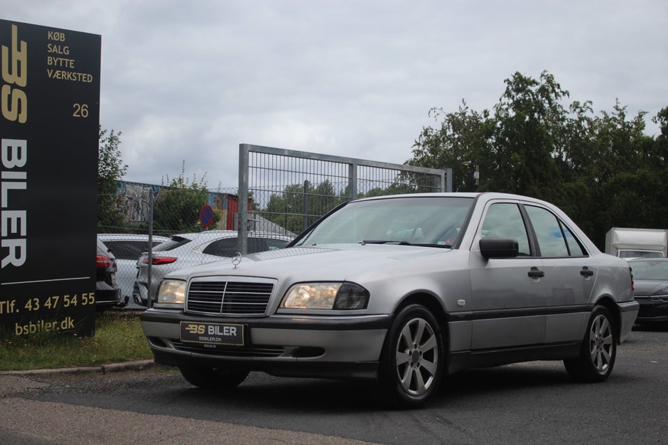 Mercedes C230 2,3 Kompressor 4d