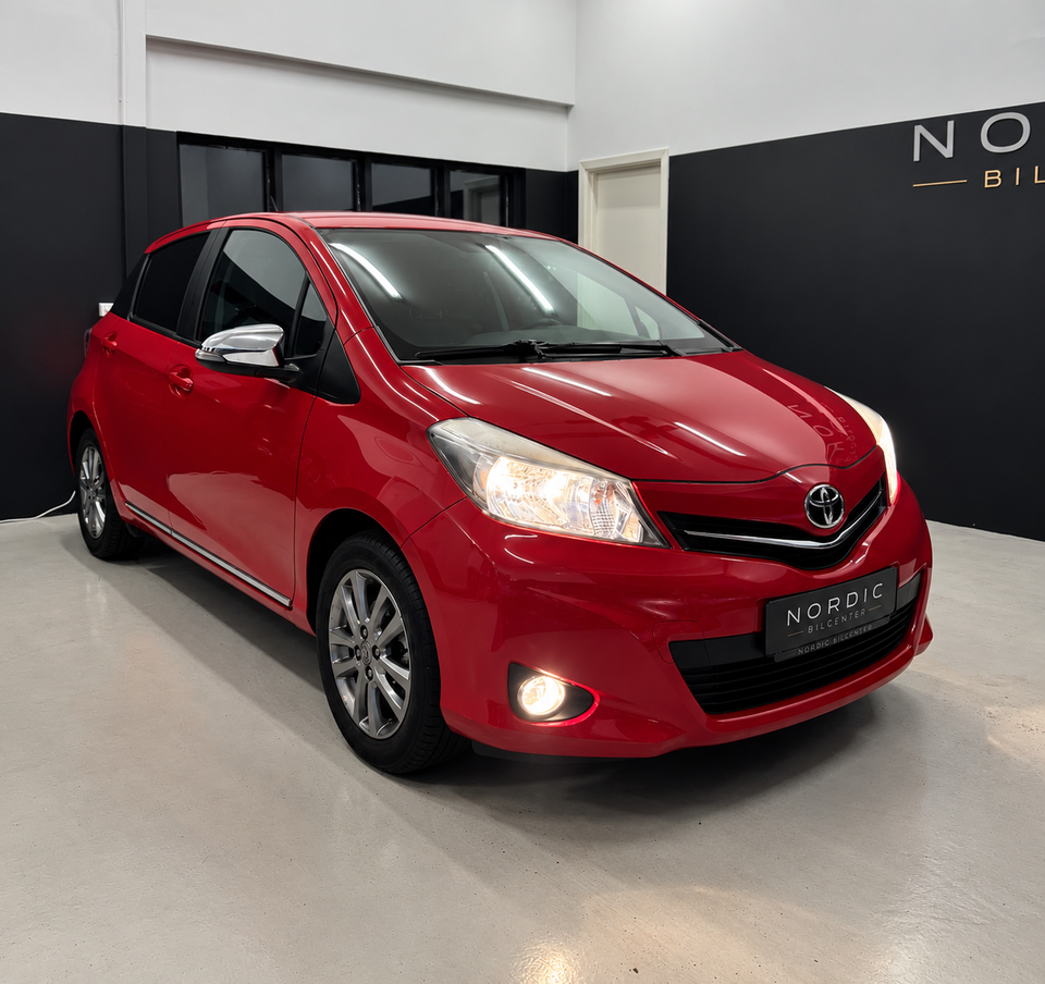 Toyota Yaris 1,0 VVT-i T2 Style 5d