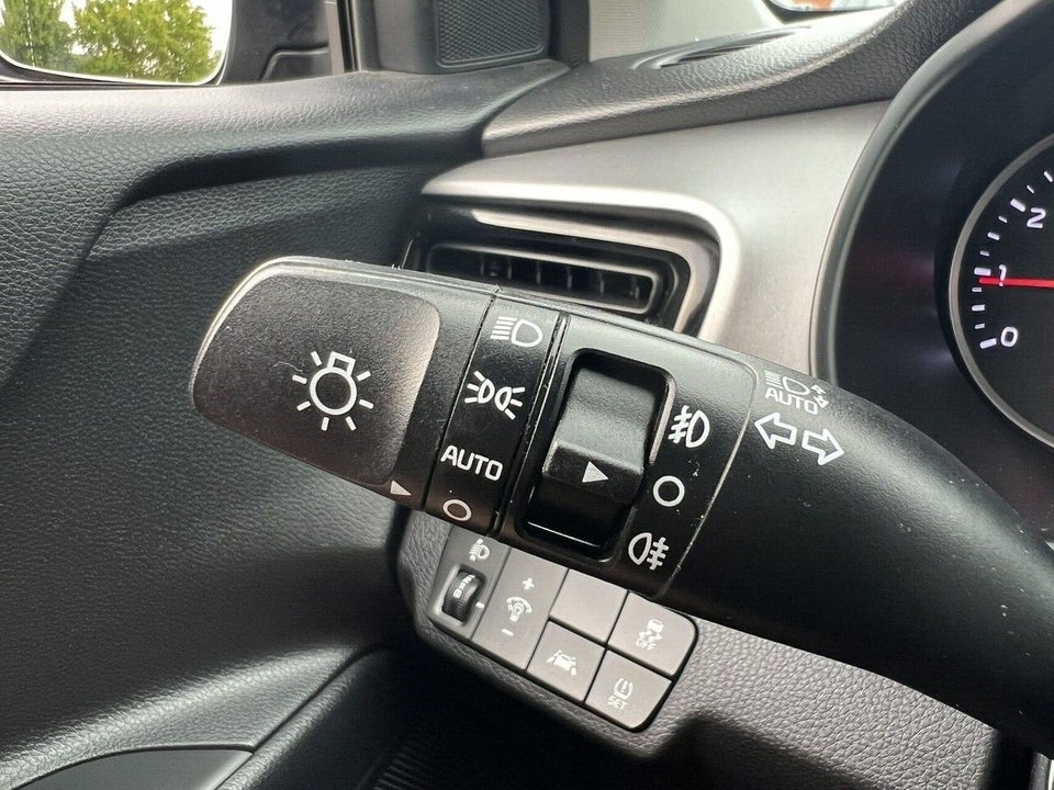 Kia Stonic 1,2 Attraction 5d