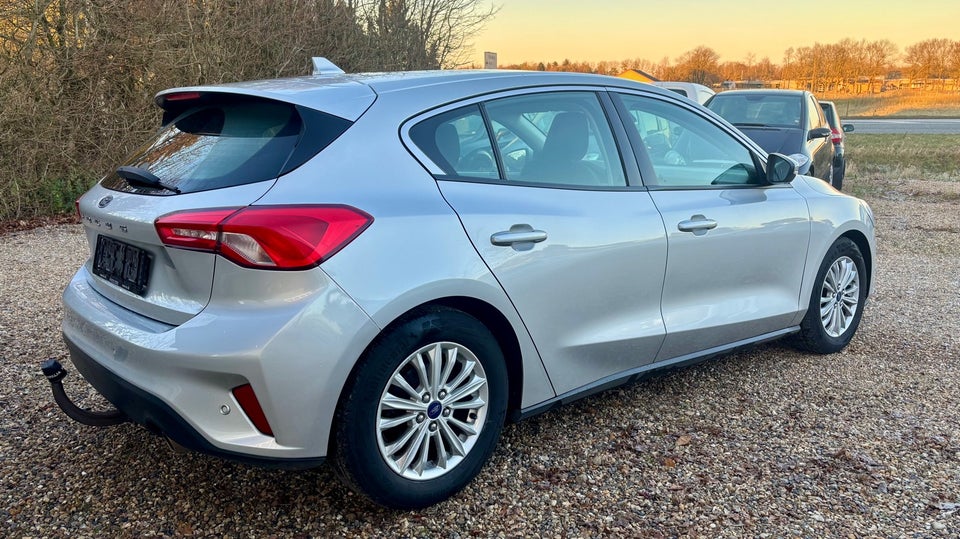 Ford Focus 1,0 EcoBoost Titanium 5d