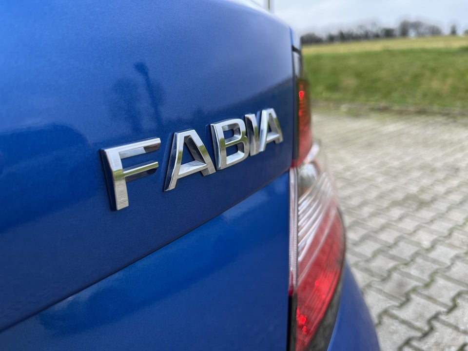 Skoda Fabia 1,0 MPi 60 Ambition 5d