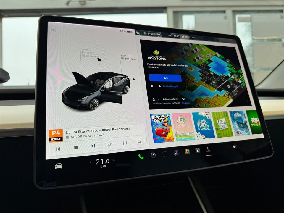 Tesla Model 3 Long Range AWD 4d