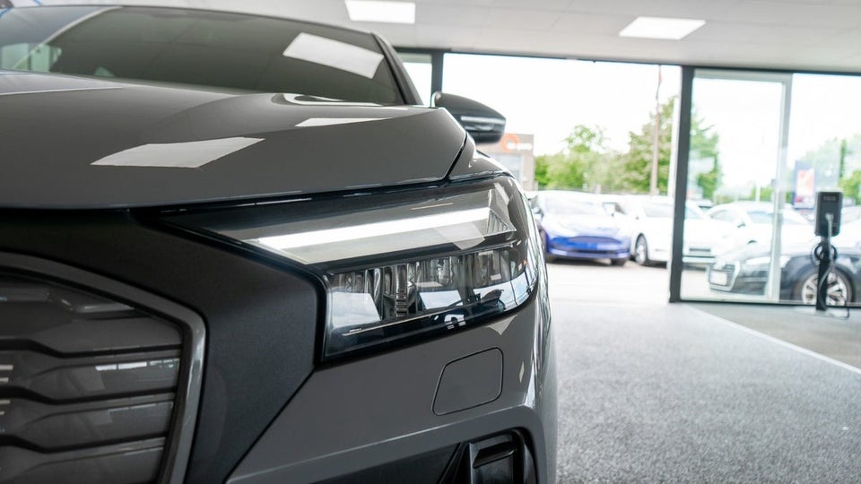 Audi Q4 e-tron 40 Advanced Sportback 5d