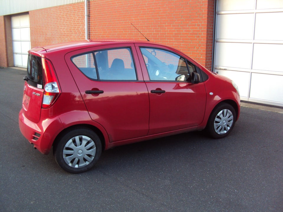 Suzuki Splash 1,0 Kick 5d