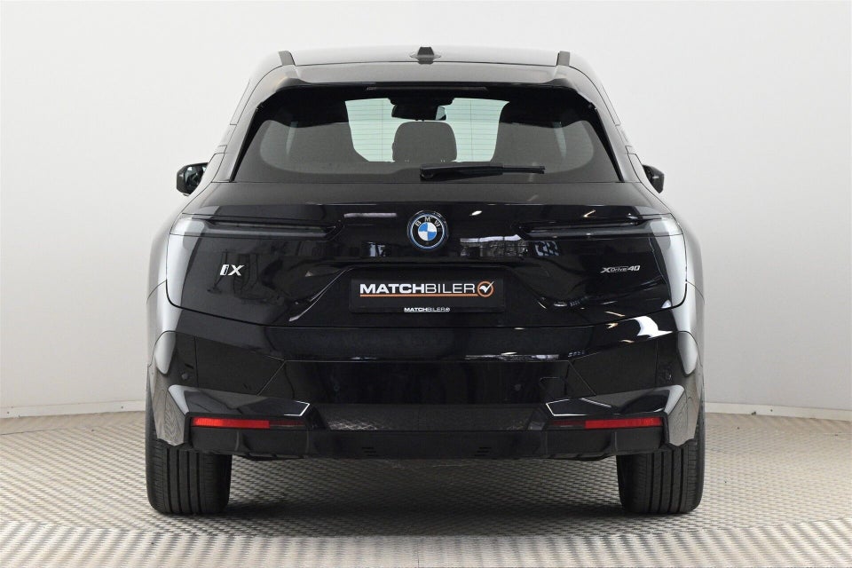 BMW iX xDrive40 Fully Charged 5d