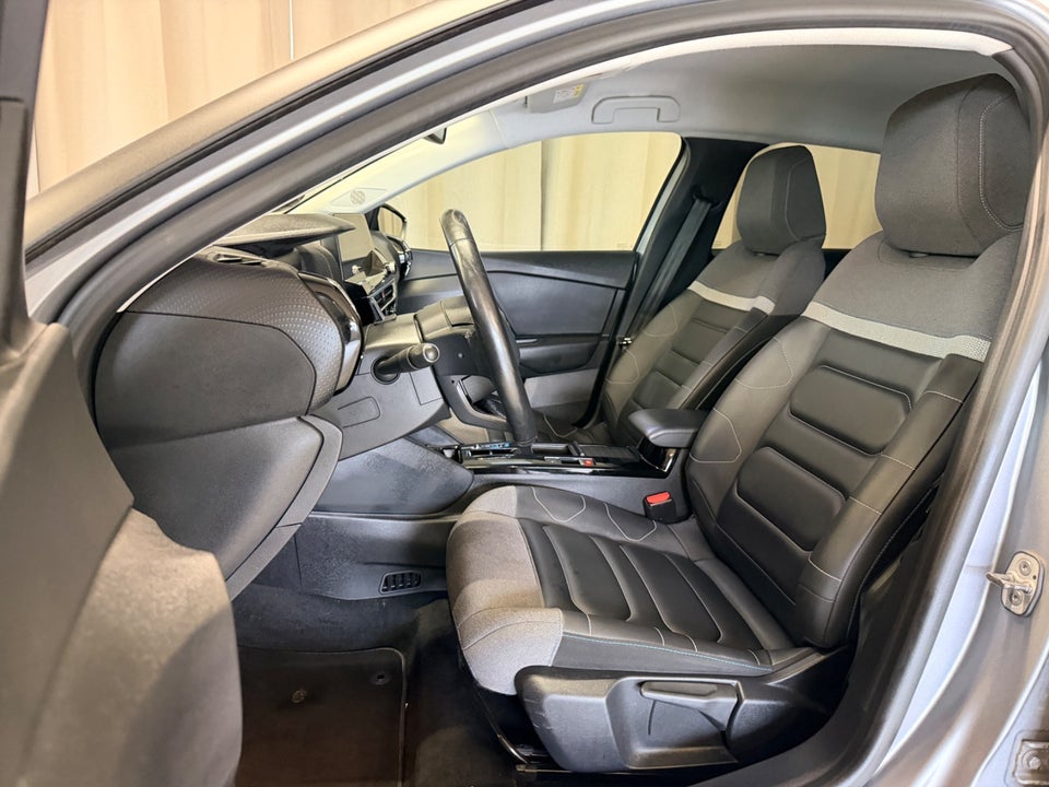 Citroën ë-C4 50 Shine 5d