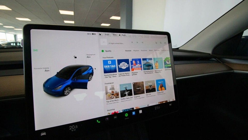 Tesla Model Y RWD 5d