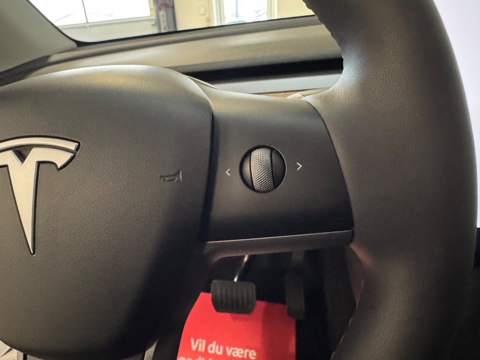 Tesla Model Y Long Range RWD 5d