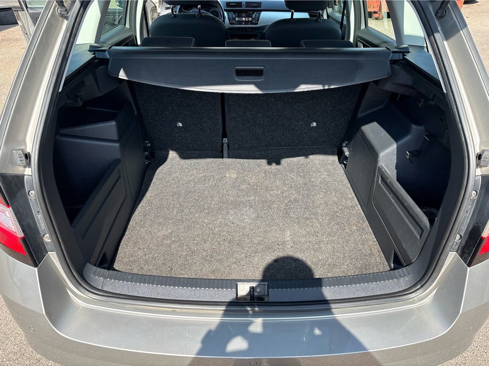 Skoda Fabia 1,0 TSi 110 Ambition Tour Combi DS 5d