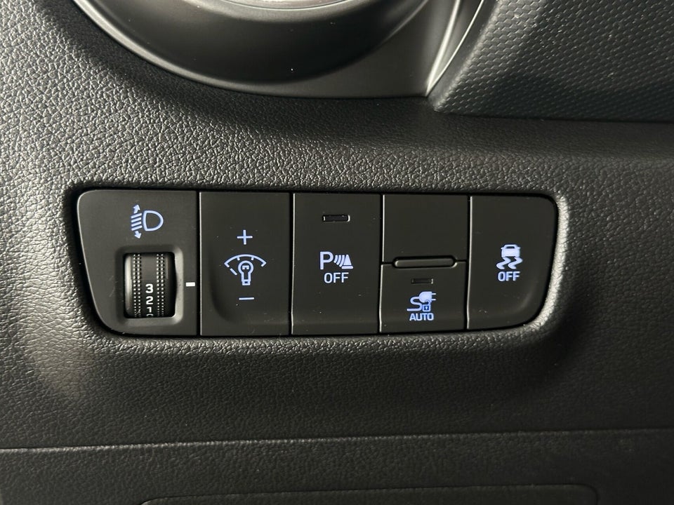 Hyundai Kona 39 EV Essential 5d