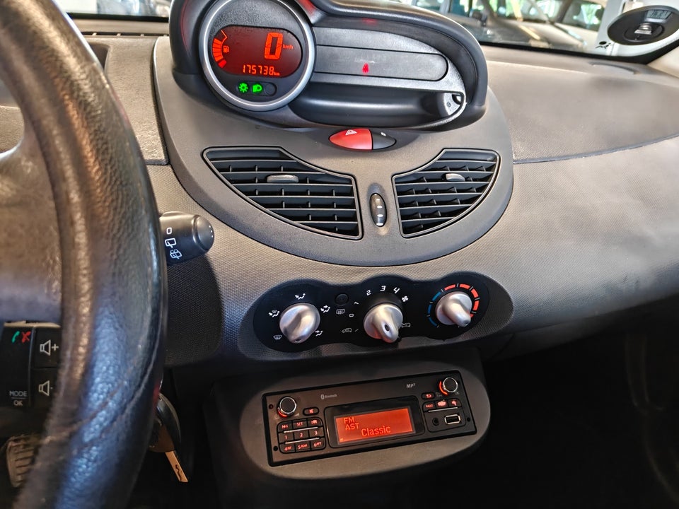 Renault Twingo 1,2 16V Authentique ECO2 3d