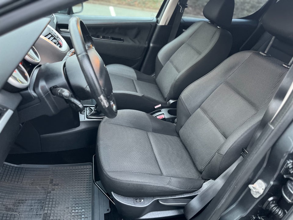 Peugeot 207 1,6 HDi 92 Active 5d