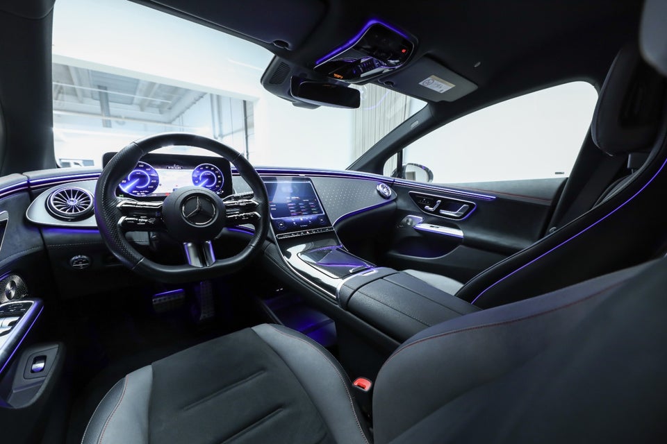 Mercedes EQE350 AMG Line Premium 4d