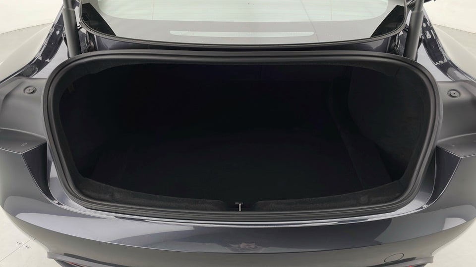 Tesla Model 3 Long Range AWD 4d