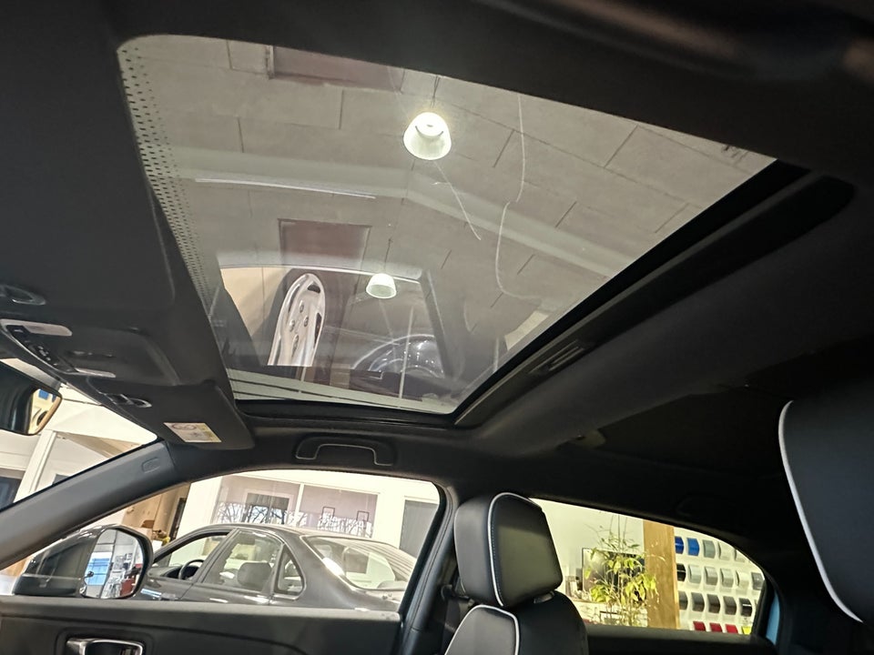 Honda e:Ny1 Advance 5d