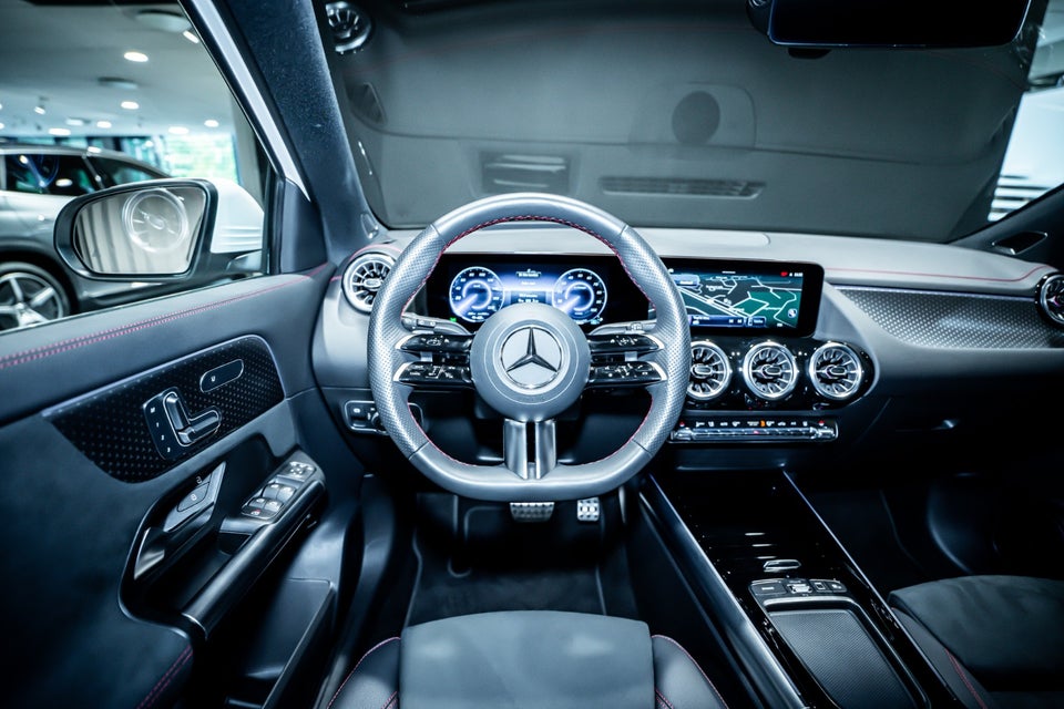 Mercedes EQA250+ AMG Premium 5d