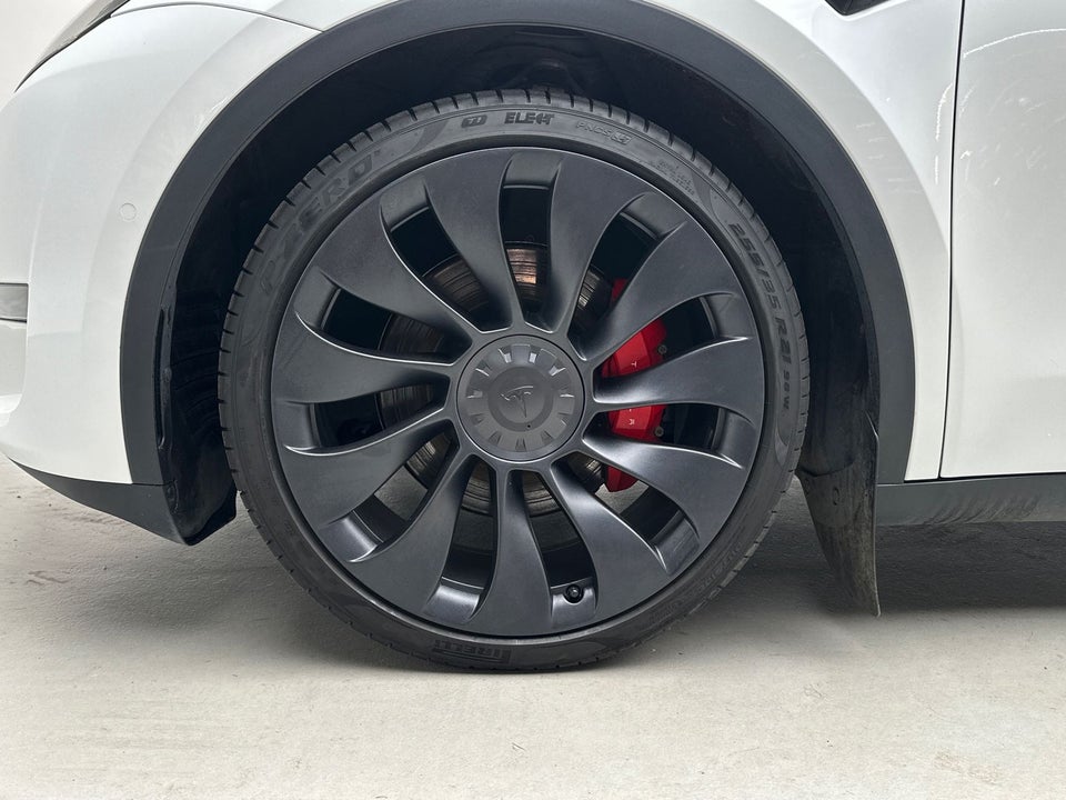 Tesla Model Y Performance AWD 5d