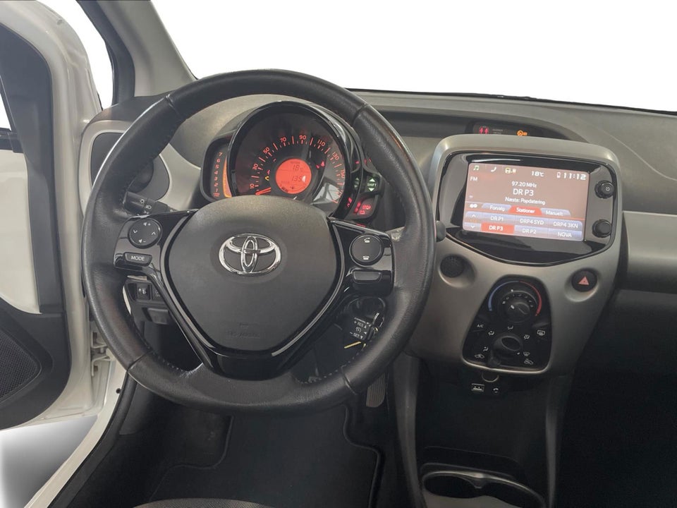 Toyota Aygo 1,0 VVT-i x-sky 5d