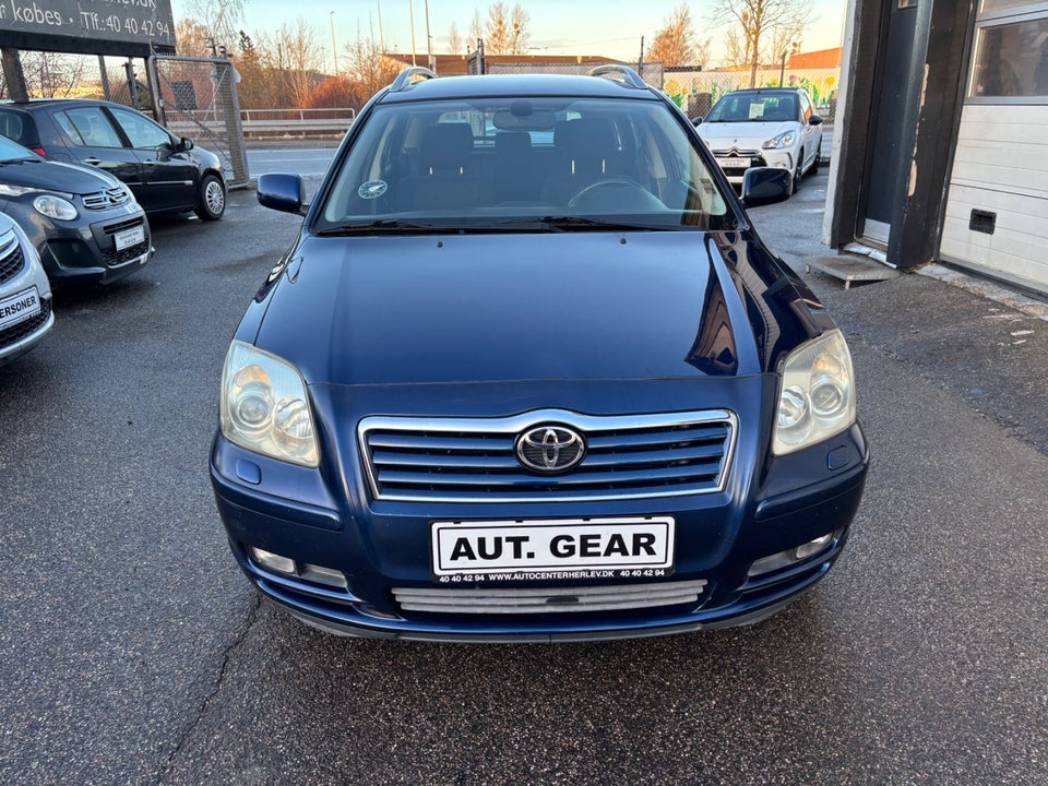 Toyota Avensis 2,4 Sol stc. aut. 5d