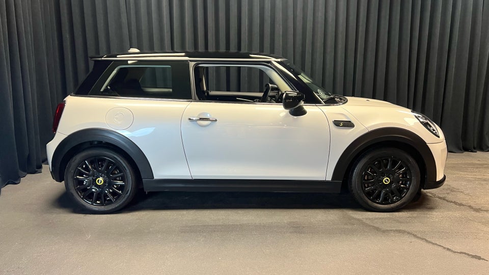 MINI Cooper SE Classic 3d