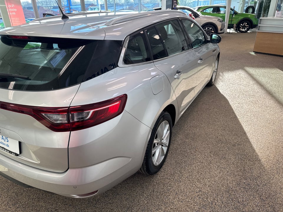 Renault Megane IV 1,2 TCe 130 Zen Sport Tourer 5d