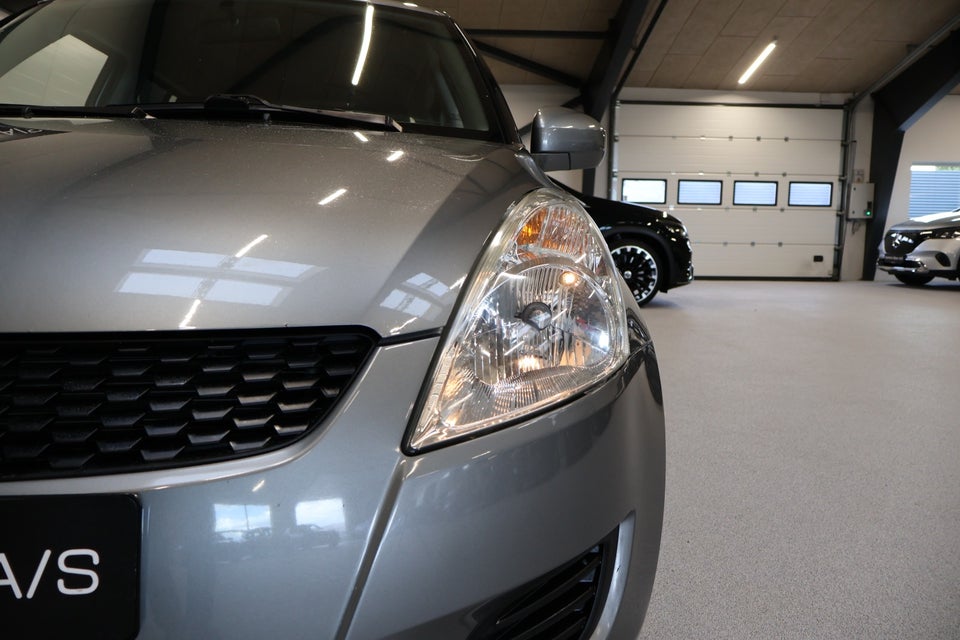 Suzuki Swift 1,2 GL 5d