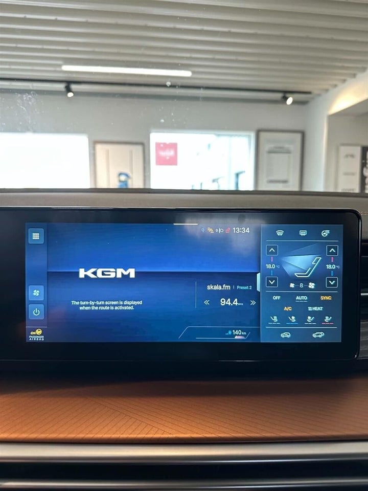 KGM Torres EVX 73 Exclusive 5d