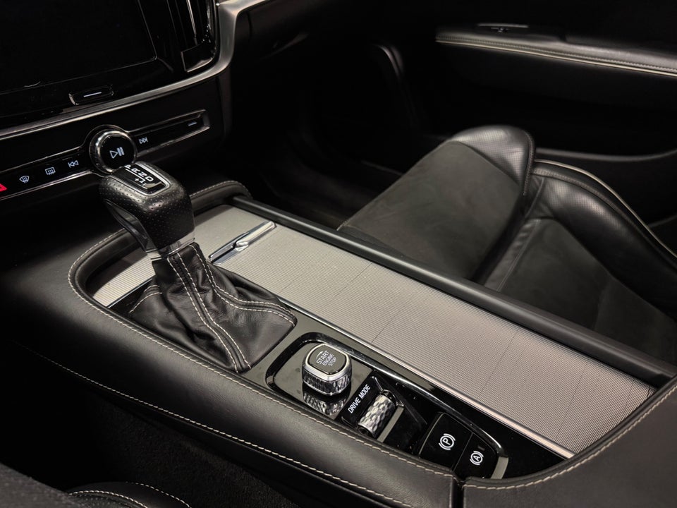 Volvo V90 2,0 D5 235 R-Design aut. AWD 5d