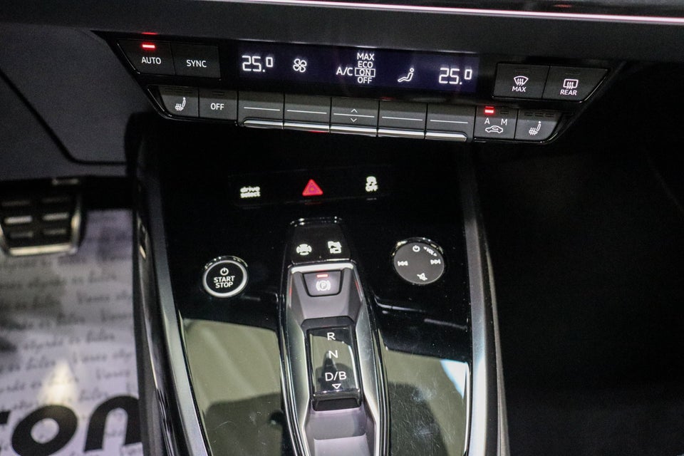 Audi Q4 e-tron 50 S-line quattro 5d