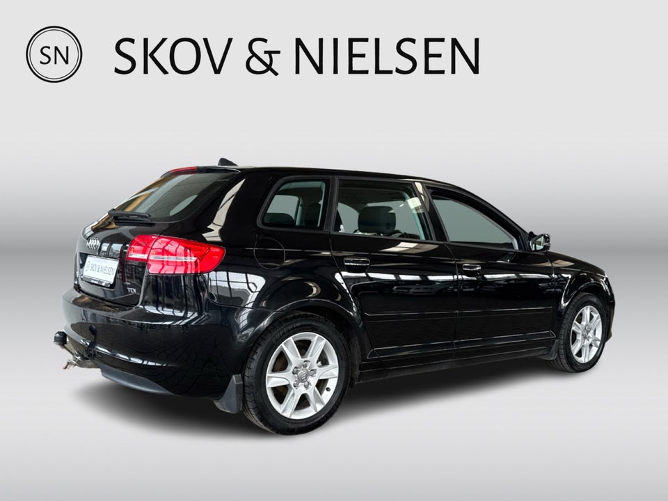 Audi A3 1,6 TDi Ambiente Sportback S-tr. 5d