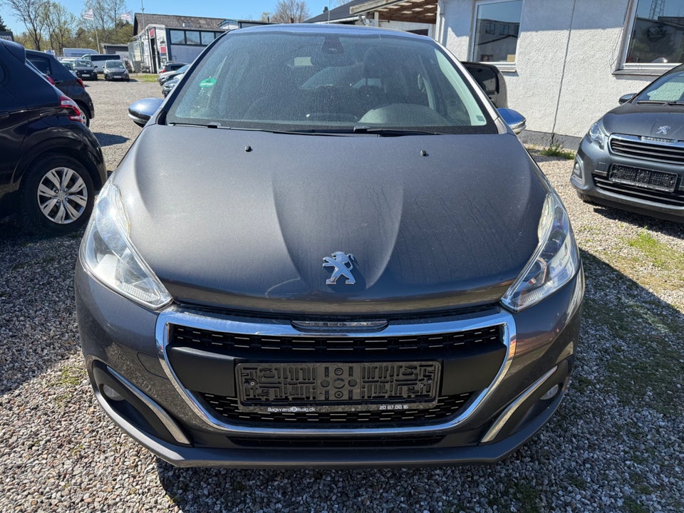 Peugeot 208 1,6 BlueHDi 100 Allure Sky 5d