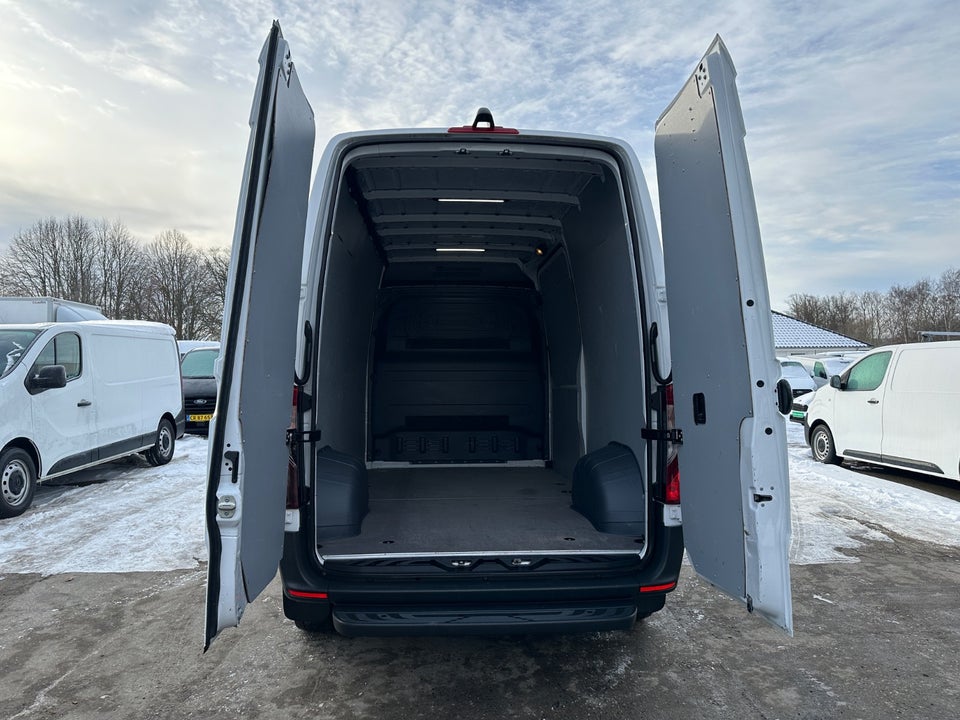 Mercedes Sprinter 315 2,0 CDi A2 Kassevogn aut. RWD