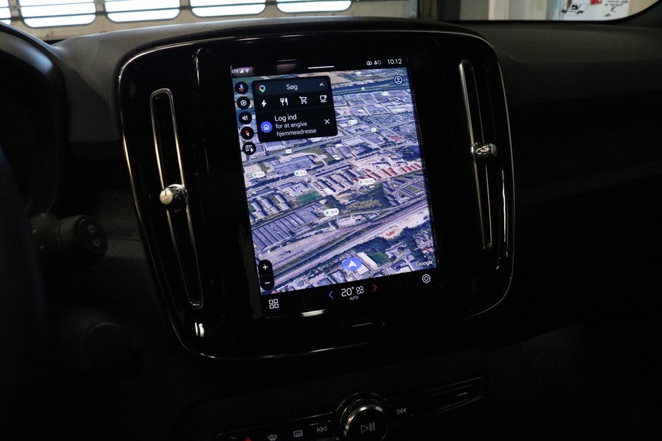 Volvo XC40 ReCharge Extended Range Core 5d