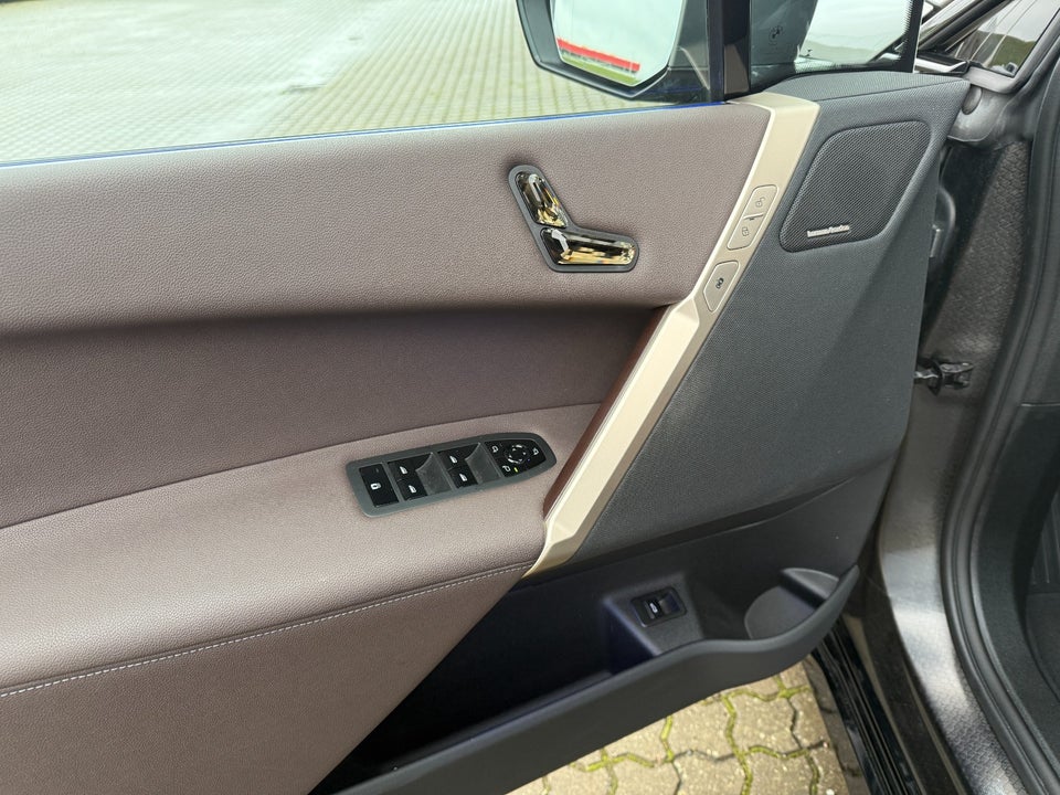 BMW iX xDrive50 Supercharged 5d