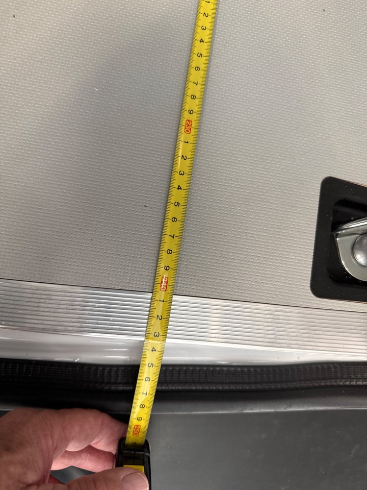 Peugeot e-Expert 75 L2 Plus Van