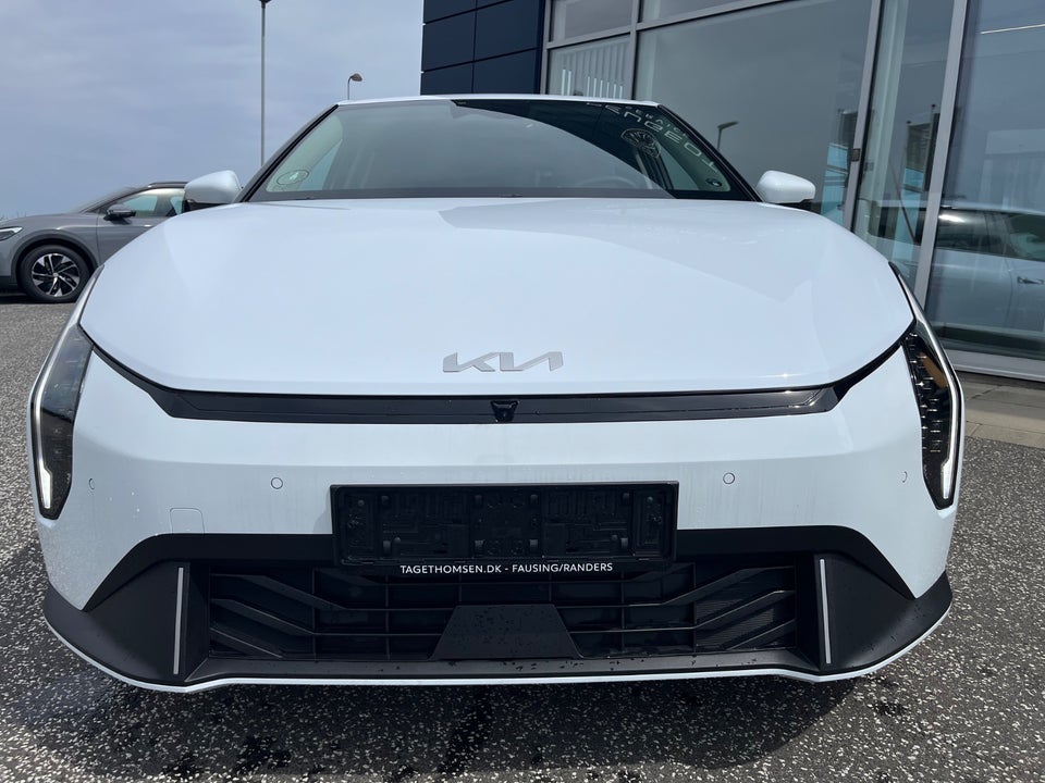 Kia EV4 81 Long Range Earth 5d