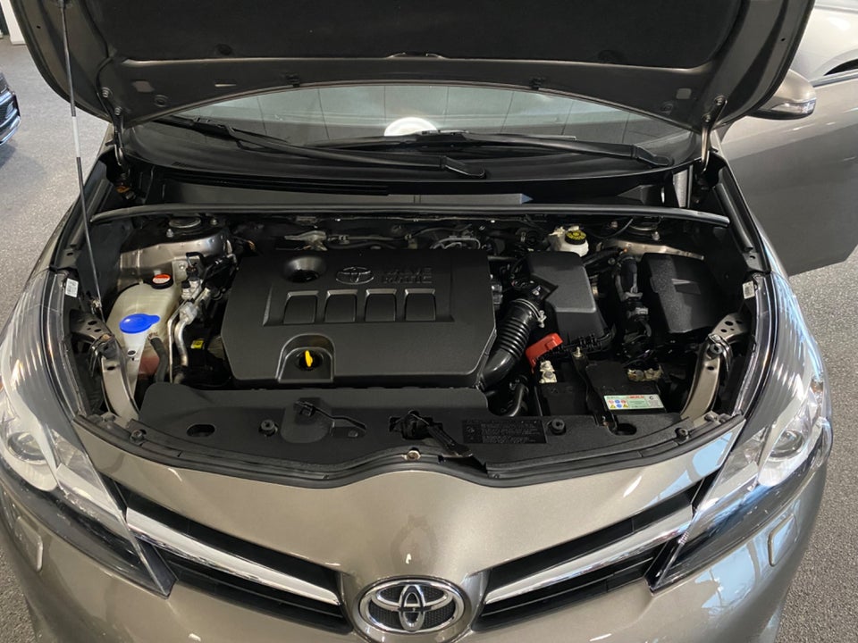 Toyota Verso 1,8 VVT-i T2 Premium MDS 5d