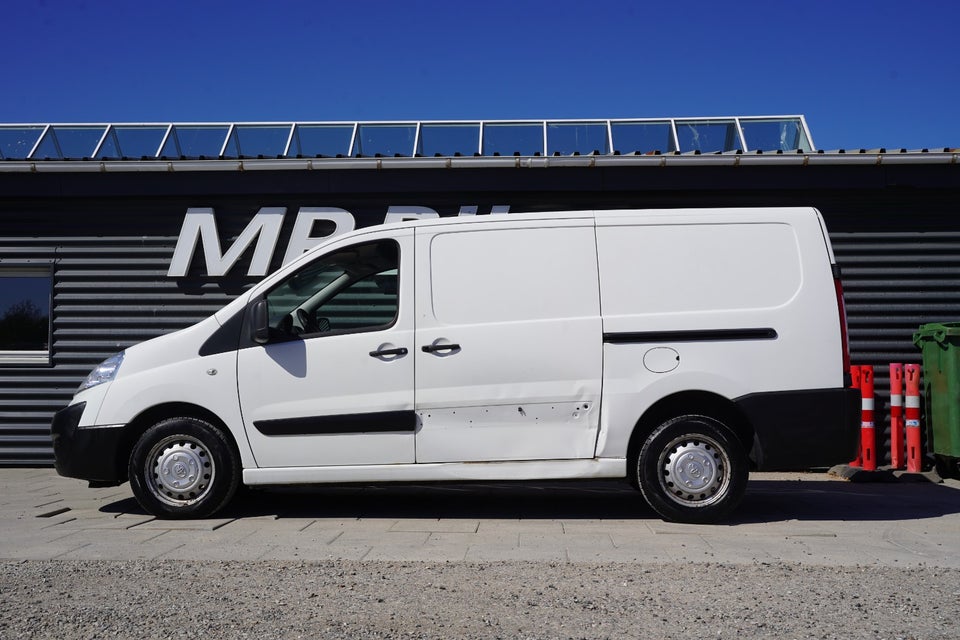 Toyota ProAce 2,0 D 128 T2 L2H1 5d