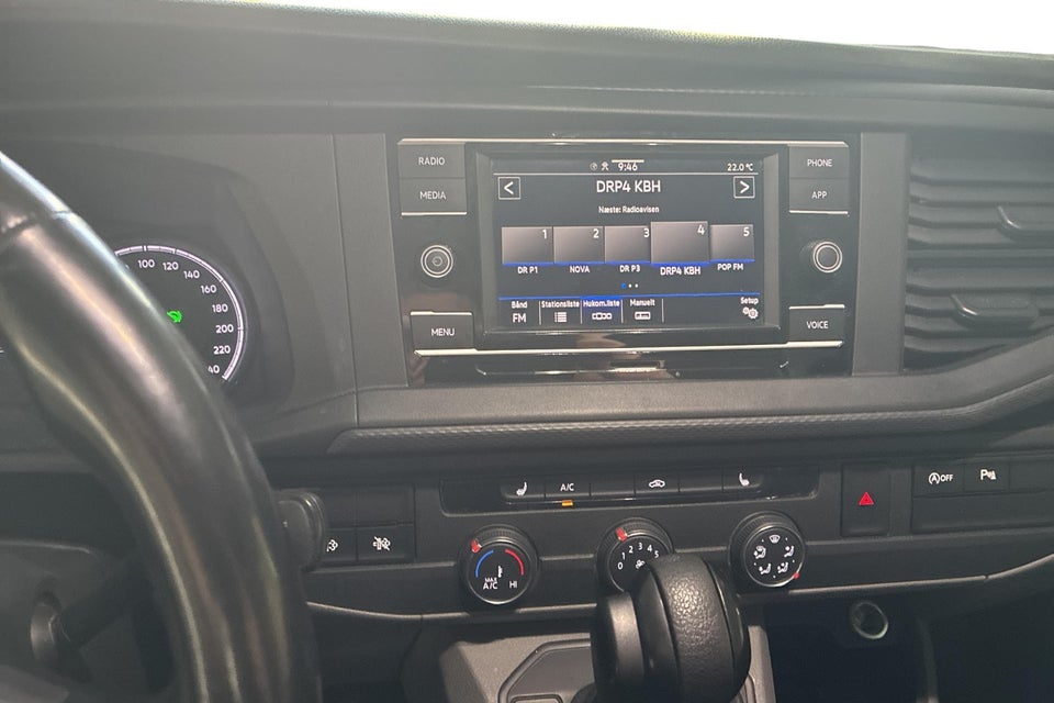 VW Transporter 2,0 TDi 150 Kassevogn DSG kort
