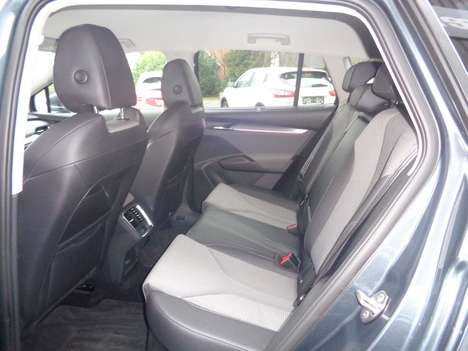 Skoda Enyaq 80 iV Plus 5d