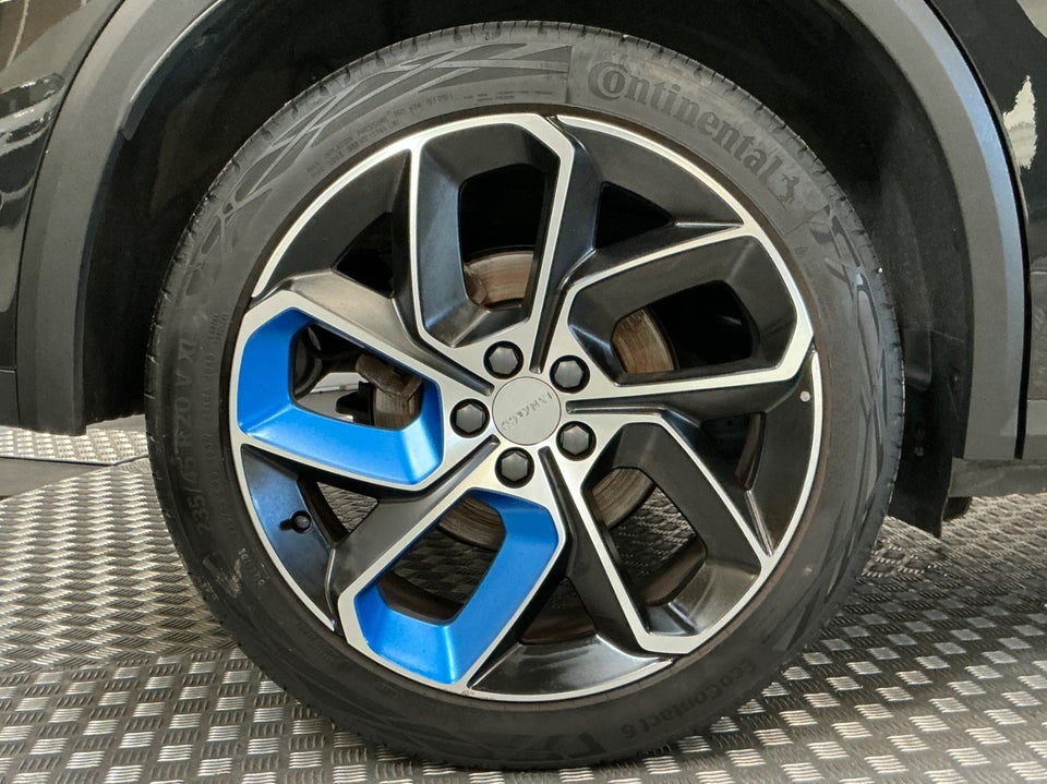 Lynk & Co 01 1,5 PHEV 5d