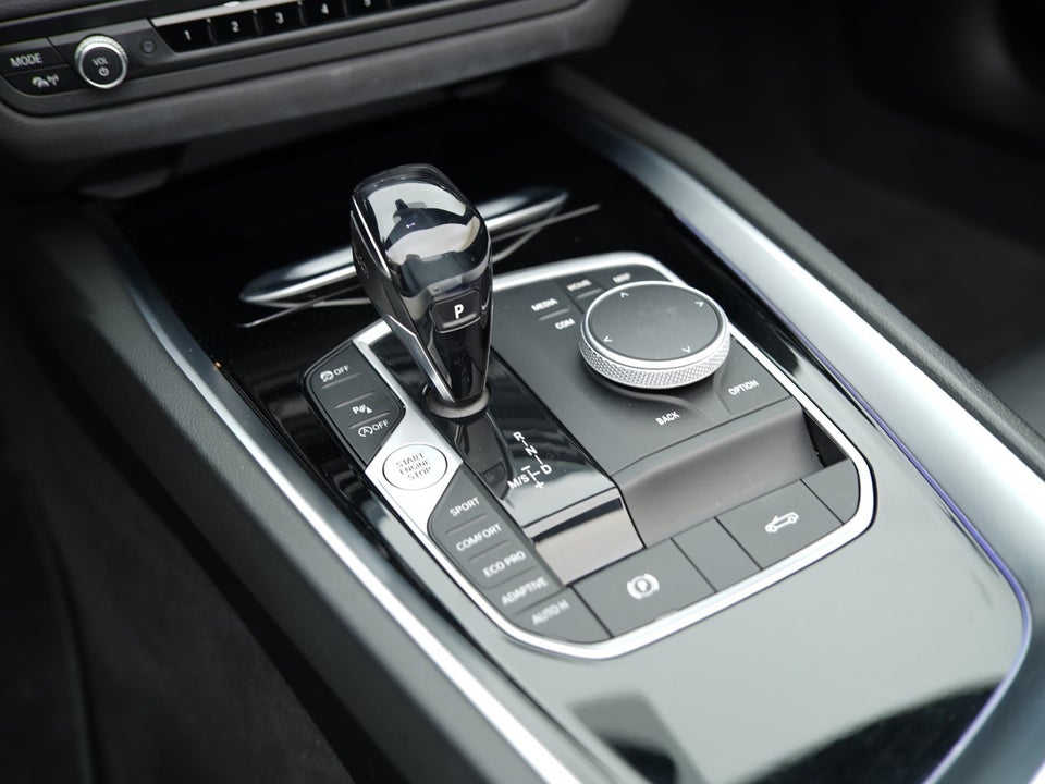 BMW Z4 2,0 sDrive20i Roadster Connected aut. 2d