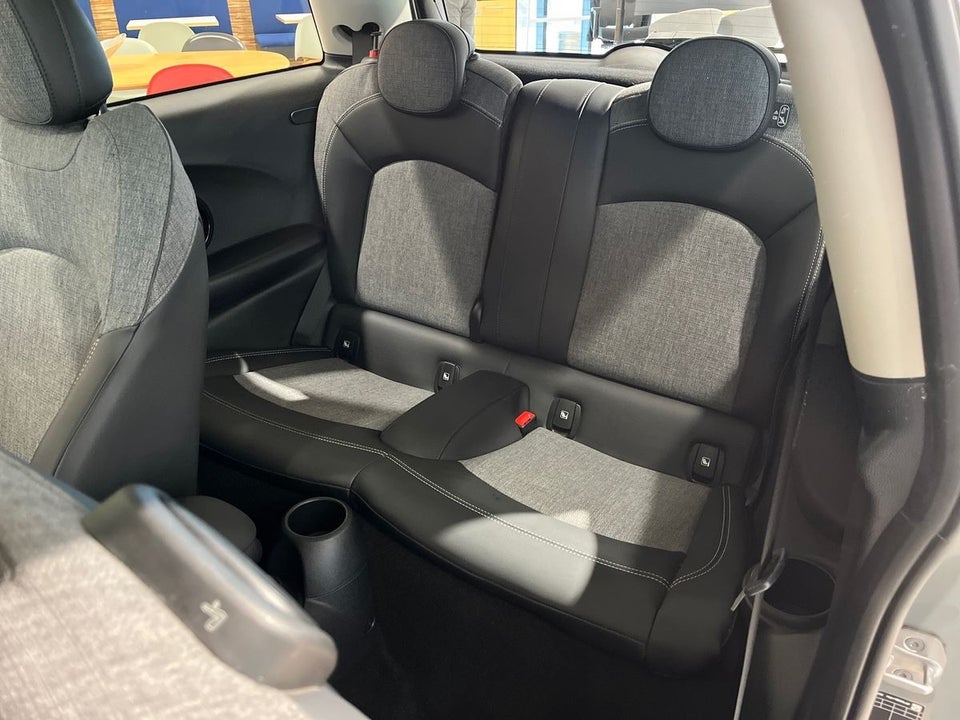 MINI Cooper SE Camden Edition 3d