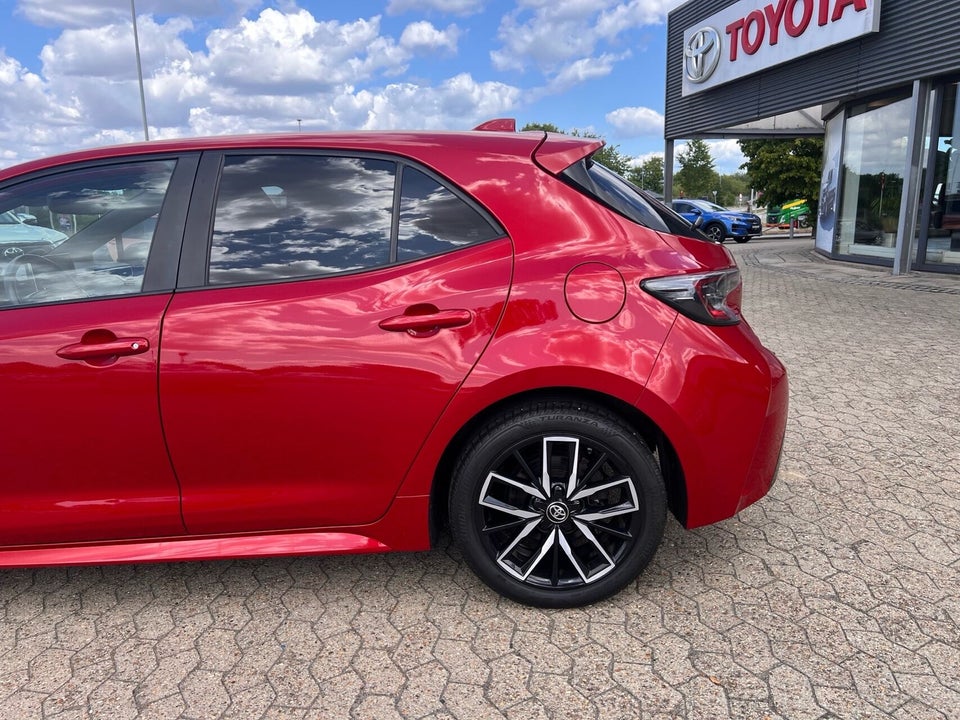 Toyota Corolla 1,8 Hybrid H3 Smart MDS 5d