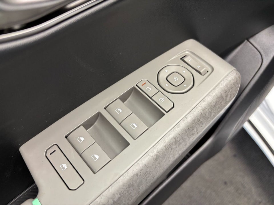 Kia EV4 58 Standard Range Access 5d