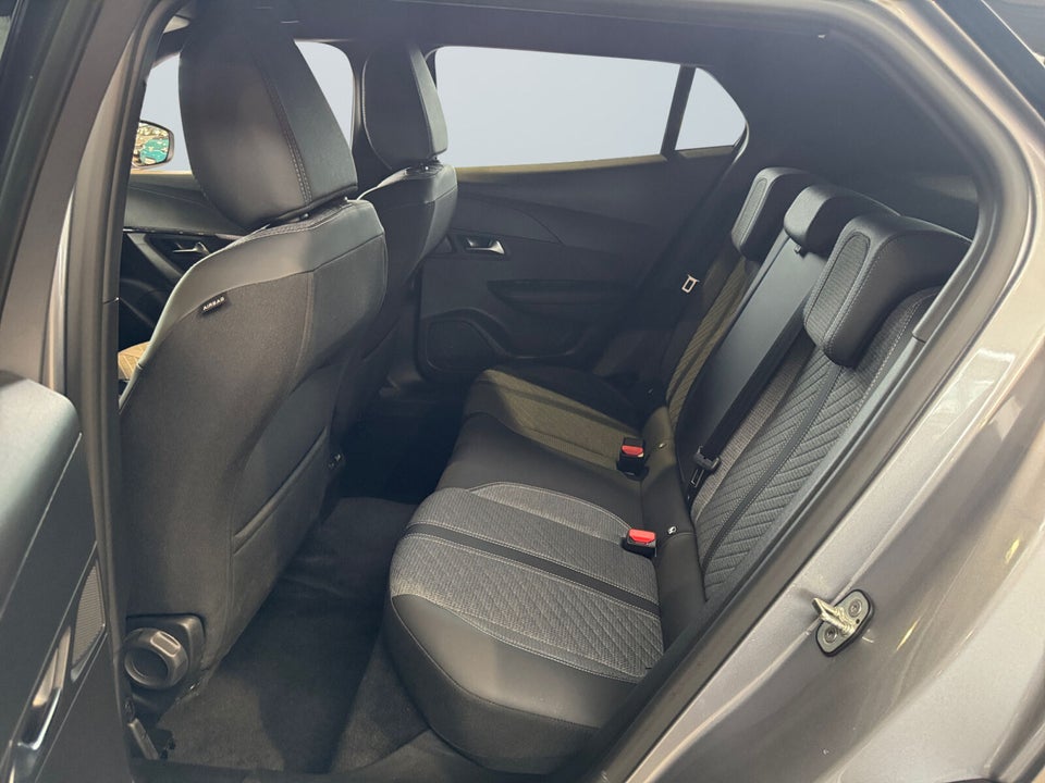 Peugeot e-2008 50 Allure 5d