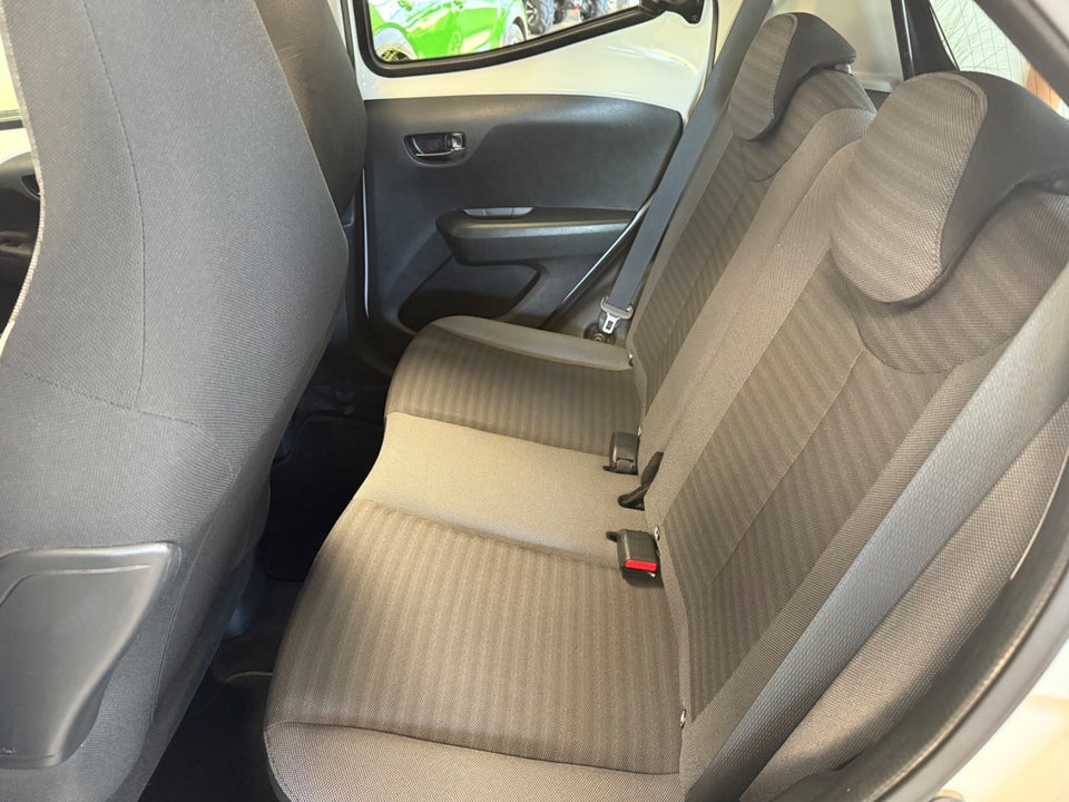 Toyota Aygo 1,0 VVT-i x-sky x-shift 5d