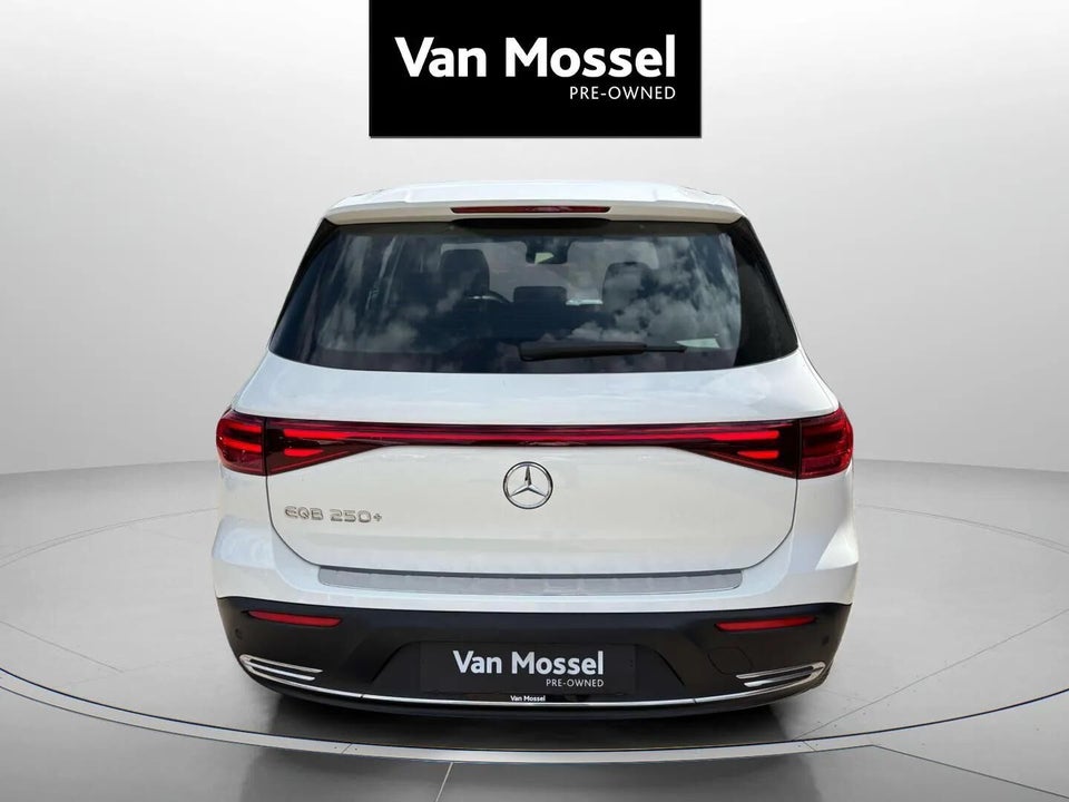 Mercedes EQB250+ Progressive 5d