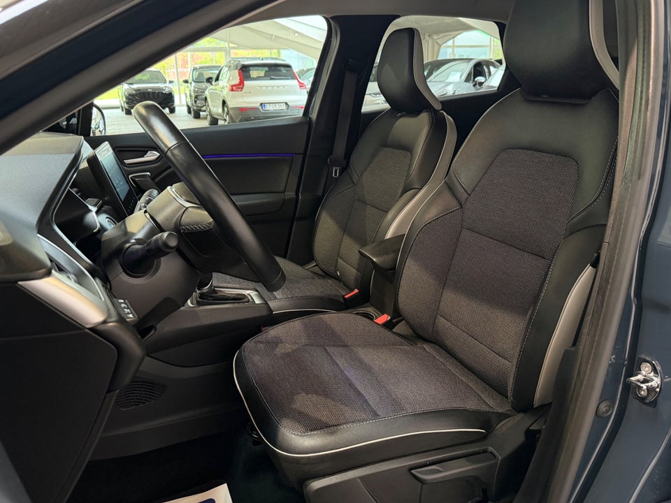 Renault Captur 1,6 E-Tech Intens 5d