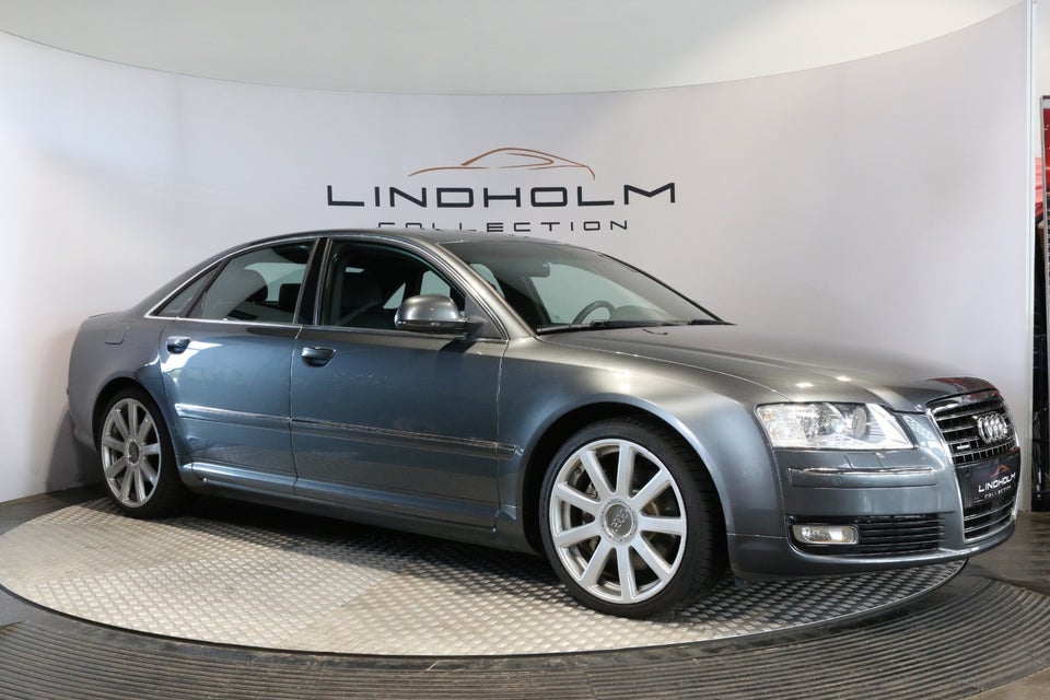 Audi A8 4,2 FSi quattro Tiptr. lang 4d